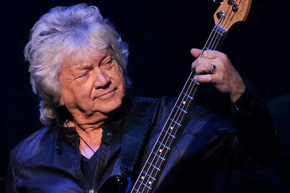 John Lodge Amplia Turner da Favorite Tour da Moody Blues Para Dezembro