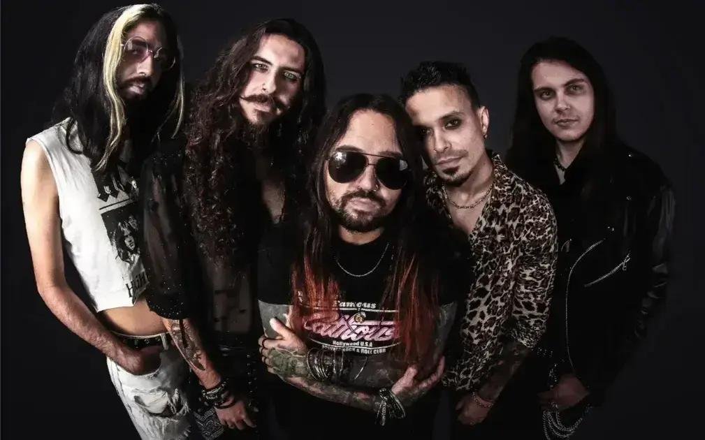 Madame Chaos Lança o Novo Single "We Are Chaos" Em Grande Estilo
