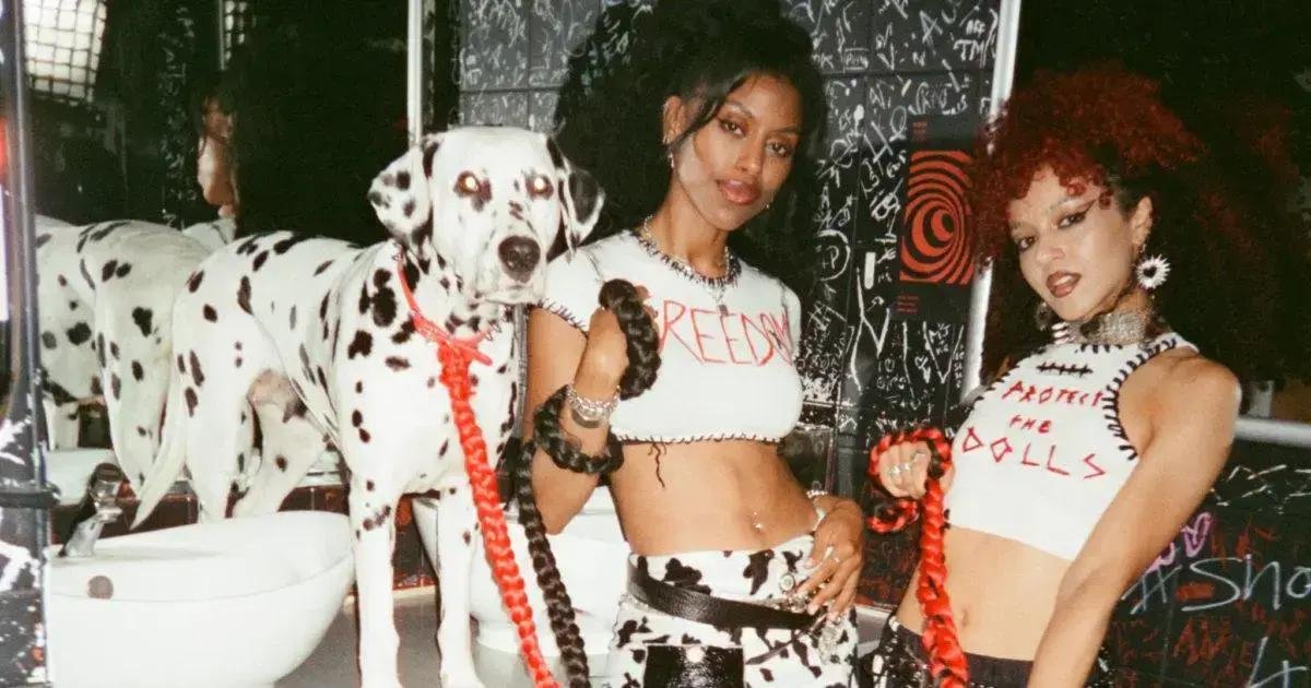 Nova Twins revelam novo single N.O.V.A e mostram evolução na música e atitude