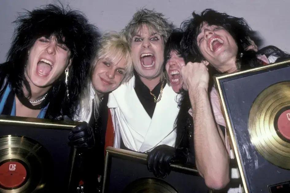 Por que Motley Crue não participou do último show de Ozzy Osbourne