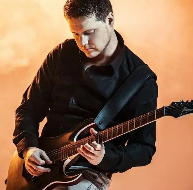 Power Metal: uma jornada pelos riffs intensos e a resistência do estilo musical