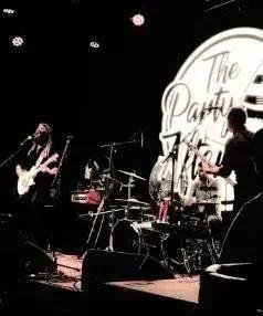 Explorando o universo do rock: tendências, bandas e eventos que definem o gênero